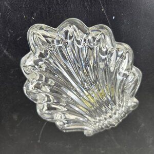 Zajecar 24% Lead Crystal Clam Seashell Shaped Trinket Box Fully Removable Lid